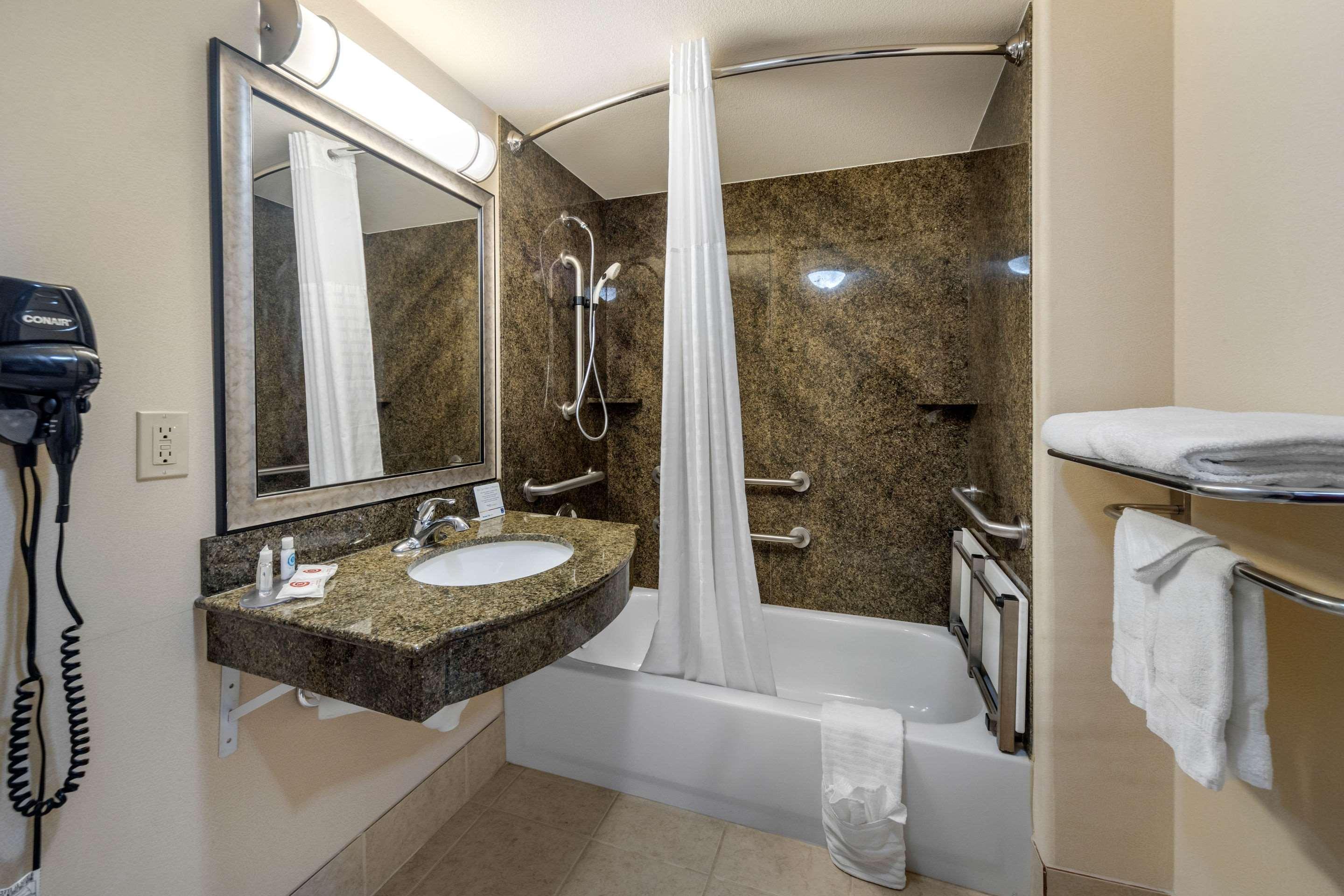 Comfort Inn&Suites Perry I-35 Eksteriør bilde